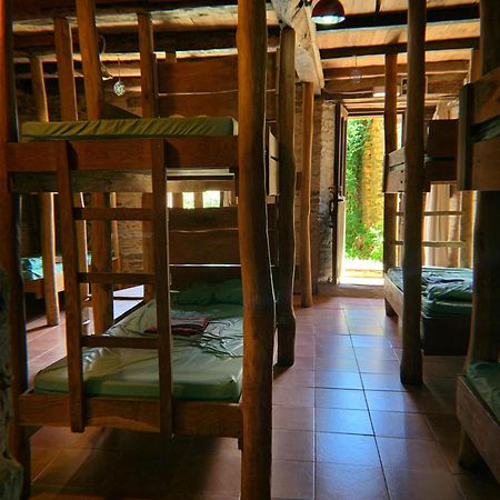 Albergue Eco El Beso - Vegano Tríacastela Eksteriør bilde
